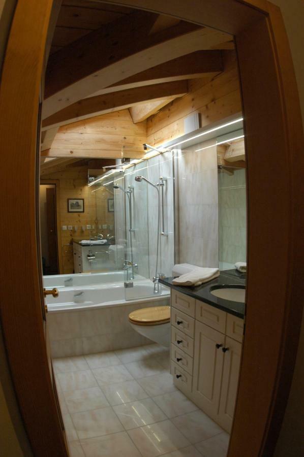 Chalet Guggenbiel Zermatt Eksteriør bilde